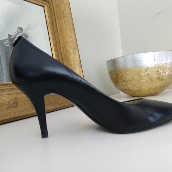 Michael Kors black heels - Picture 6 of 7